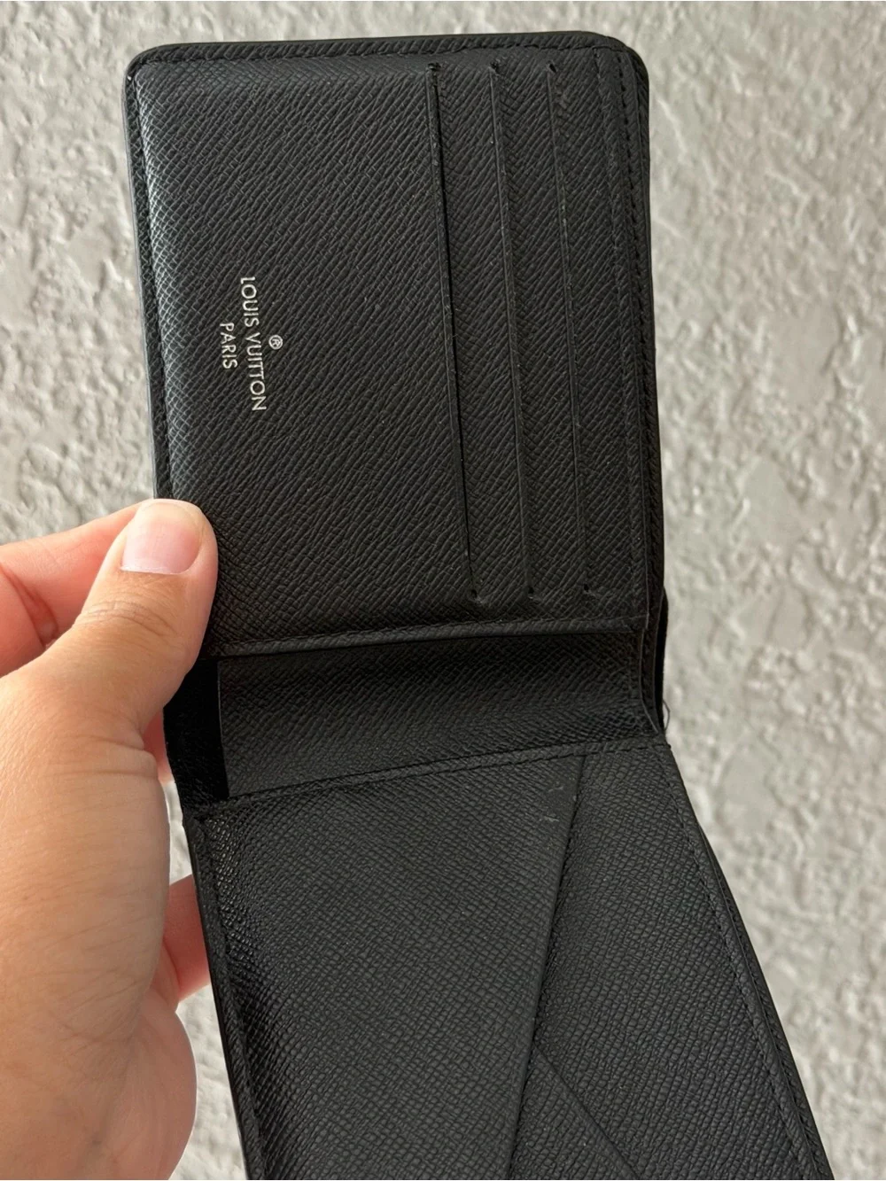 Authentic Louis Vuitton Gray/Black Damier GraphiteCanvas Leather Multiple Wallet